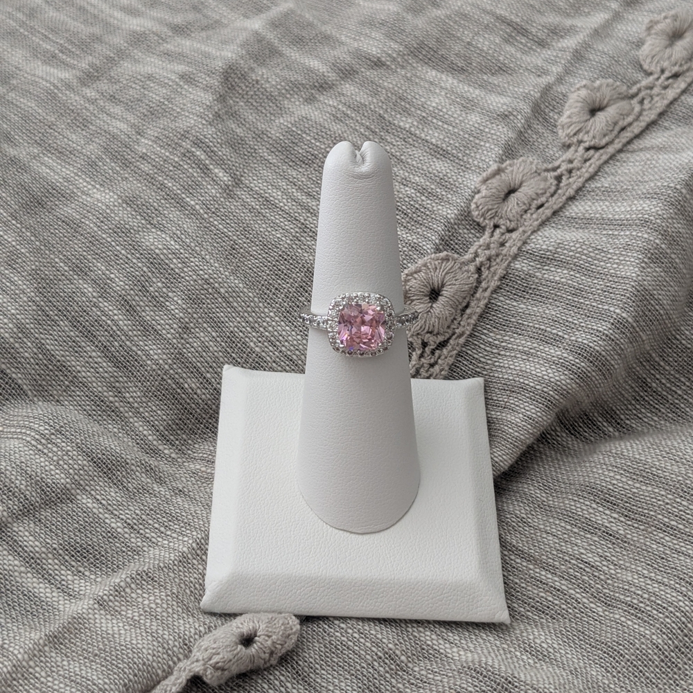 Elegant Pink Gemstone Silver Ring